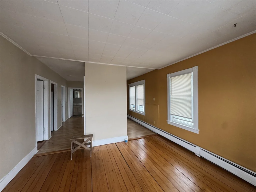 2 bed, 1 bath apartment for rent at 5 Cove Rd Unit 2, Braintree Highlands — photo 3 of 24