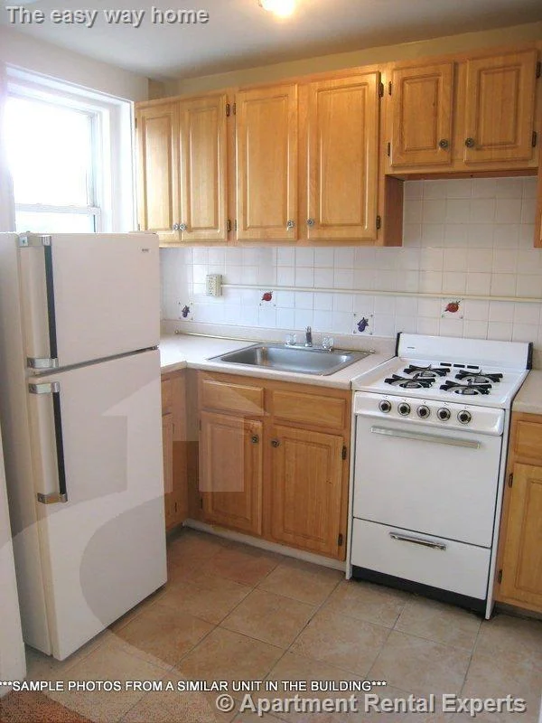 1 bed, 1 bath apartment for rent at 5 Craigie Cir Unit 26, West Cambridge — photo 2 of 12