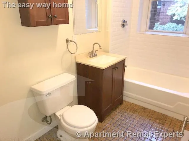 1 bed, 1 bath apartment for rent at 5 Craigie Cir Unit 6, Harvard Square — photo 5 of 10