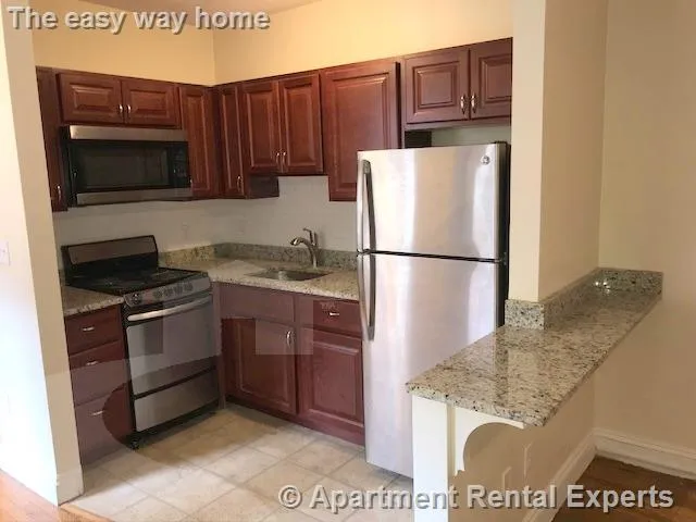 1 bed, 1 bath apartment for rent at 5 Craigie Cir Unit 6, Harvard Square — photo 6 of 10