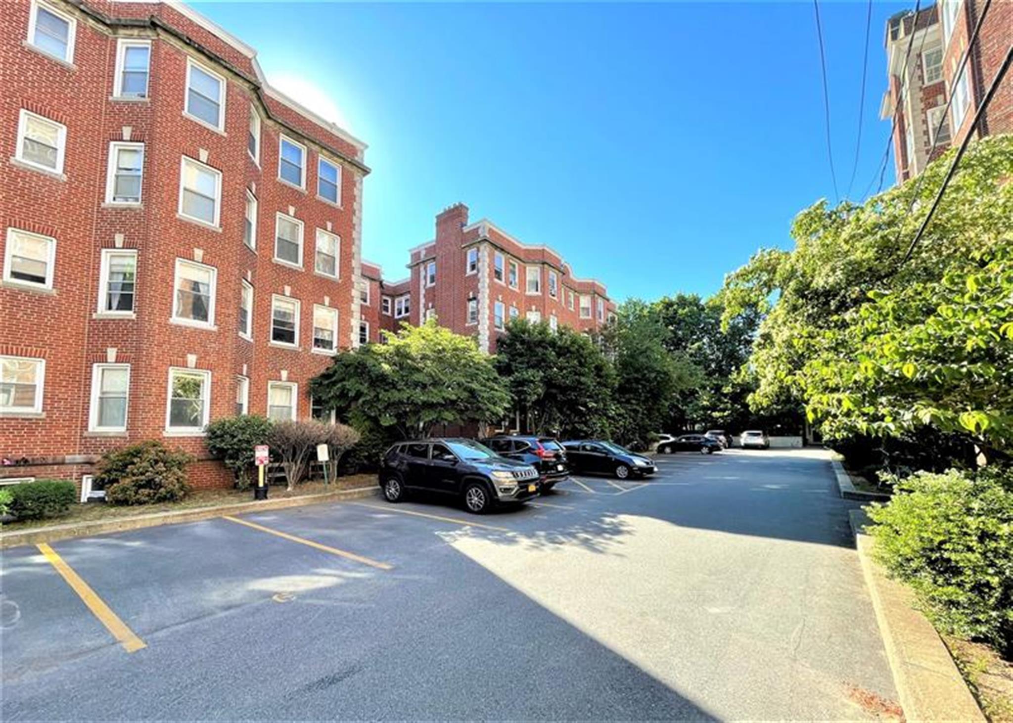 1 bed, 1 bath apartment for rent at 5 Craigie Circle Unit 6, Observatory Hill — photo 13 of 13