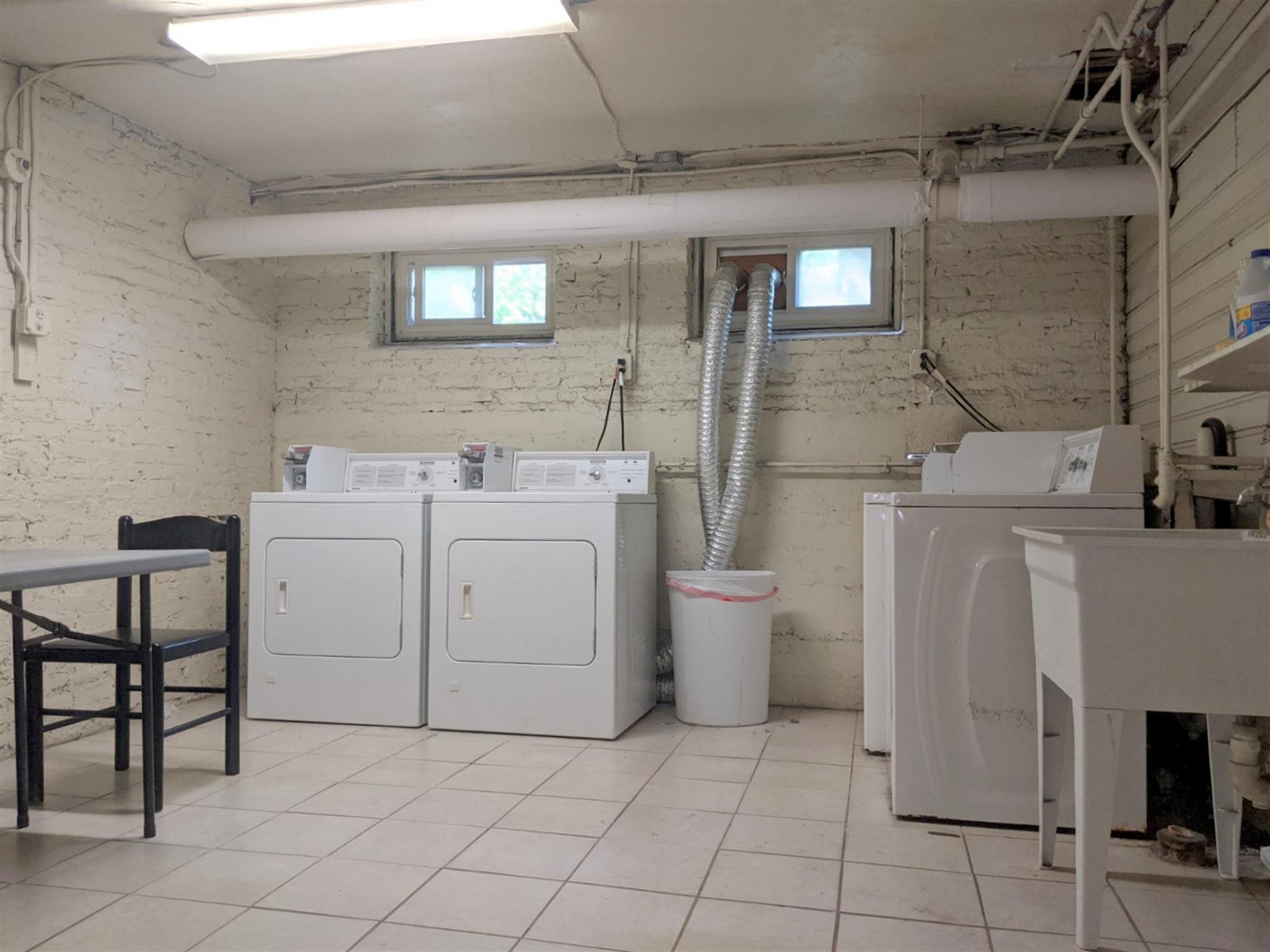 1 bed, 1 bath apartment for rent at 5 Craigie Circle Unit 6, Observatory Hill — photo 9 of 13