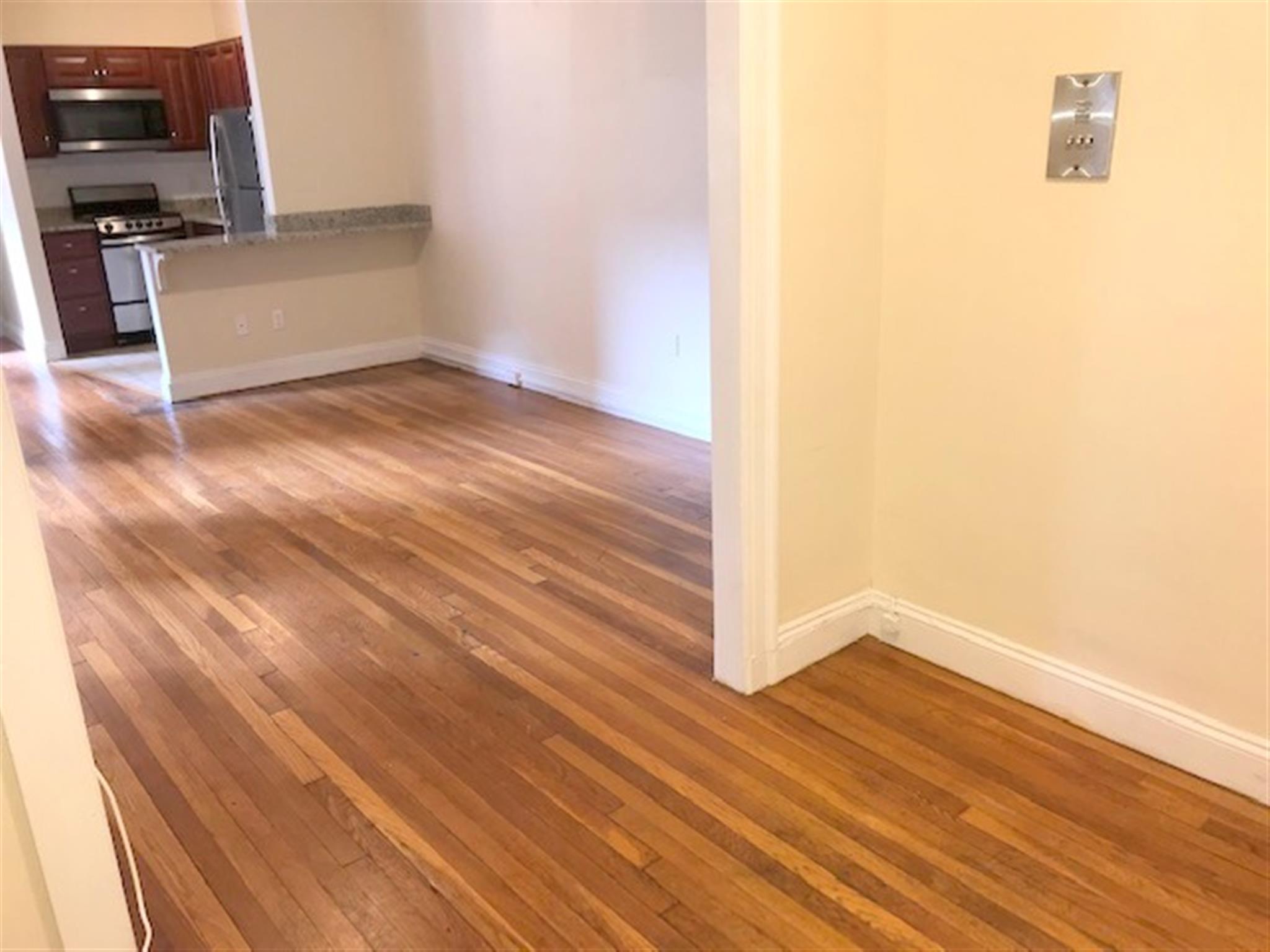 1 bed, 1 bath apartment for rent at 5 Craigie Circle Unit 6, Observatory Hill — photo 5 of 13