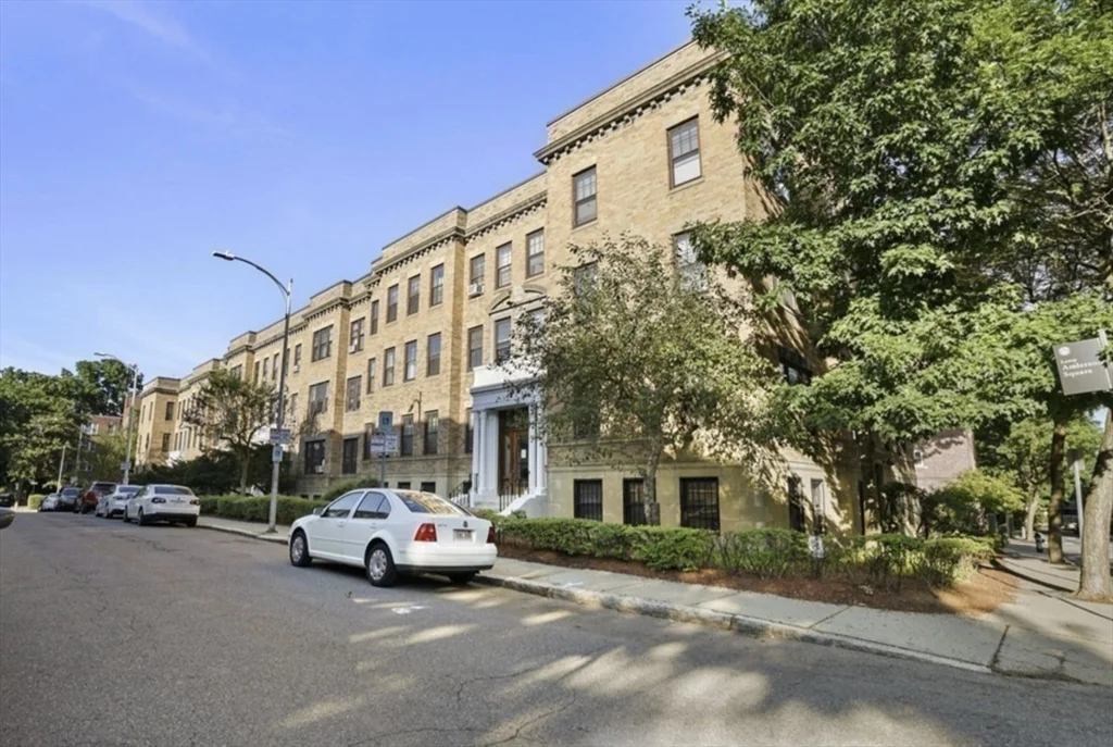 1 bed, 1 bath apartment for rent at 5 Crawford St Unit 3, Central Square — photo 13 of 14