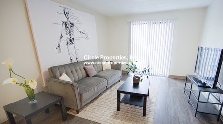 2 bed, 1 bath apartment for rent at 5 Darling St Unit 6, Mission Hill — photo 2 of 5