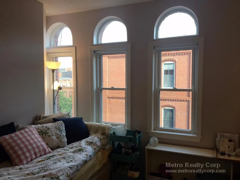 2 bed, 1.5 bath apartment for rent at 5 Davis Ave Unit 2, Brookline Village — photo 12 of 20