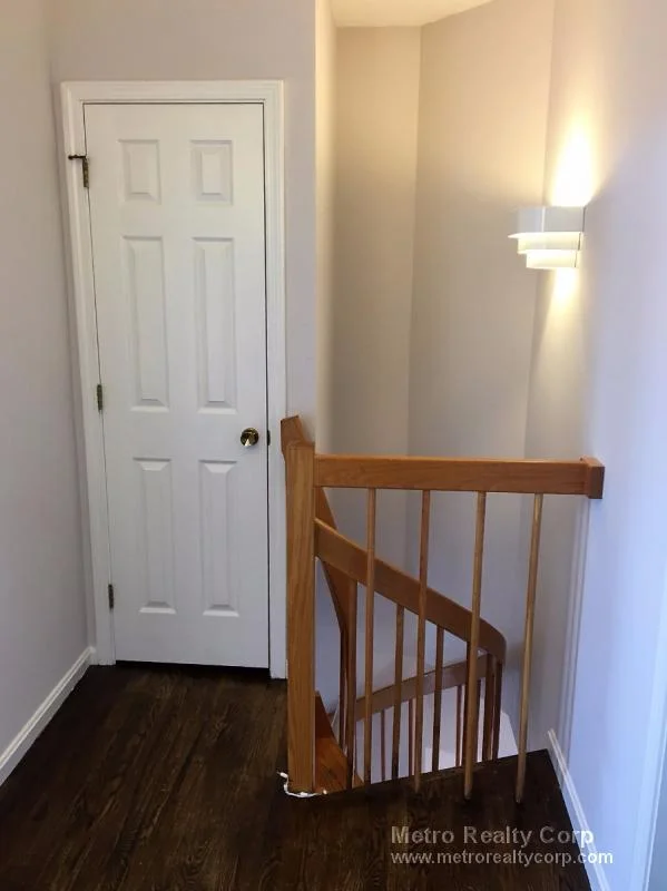 2 bed, 1.5 bath apartment for rent at 5 Davis Ave Unit 2, Brookline Village — photo 9 of 20