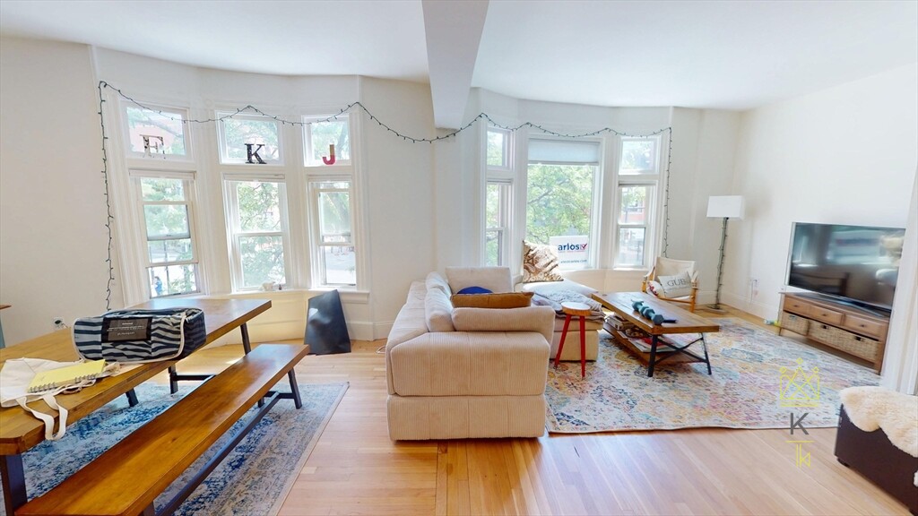 3 bed, 2 bath apartment for rent at 5 Davis Ave Unit 22L, Emerson Gardens — photo 1 of 13