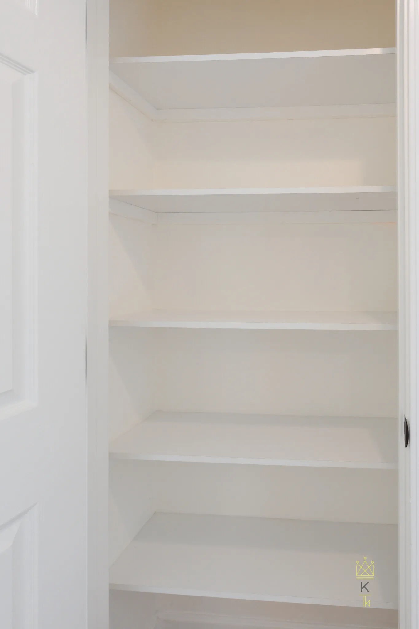 2 bed, 1.5 bath apartment for rent at 5 Davis Ave Unit 6, Emerson Gardens — photo 15 of 22