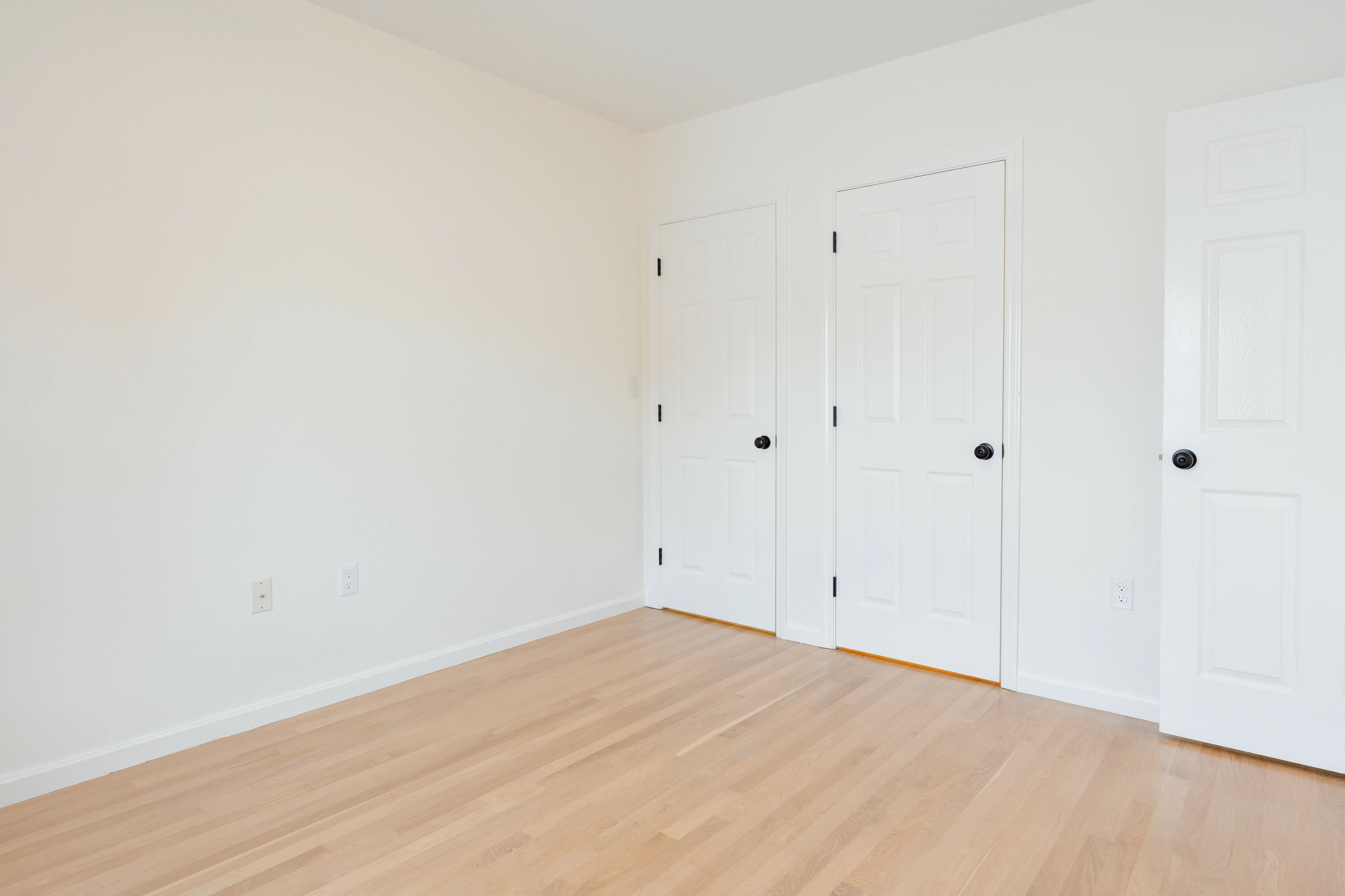 2 bed, 1.5 bath apartment for rent at 5 Davis Ave Unit 6, Emerson Gardens — photo 11 of 22