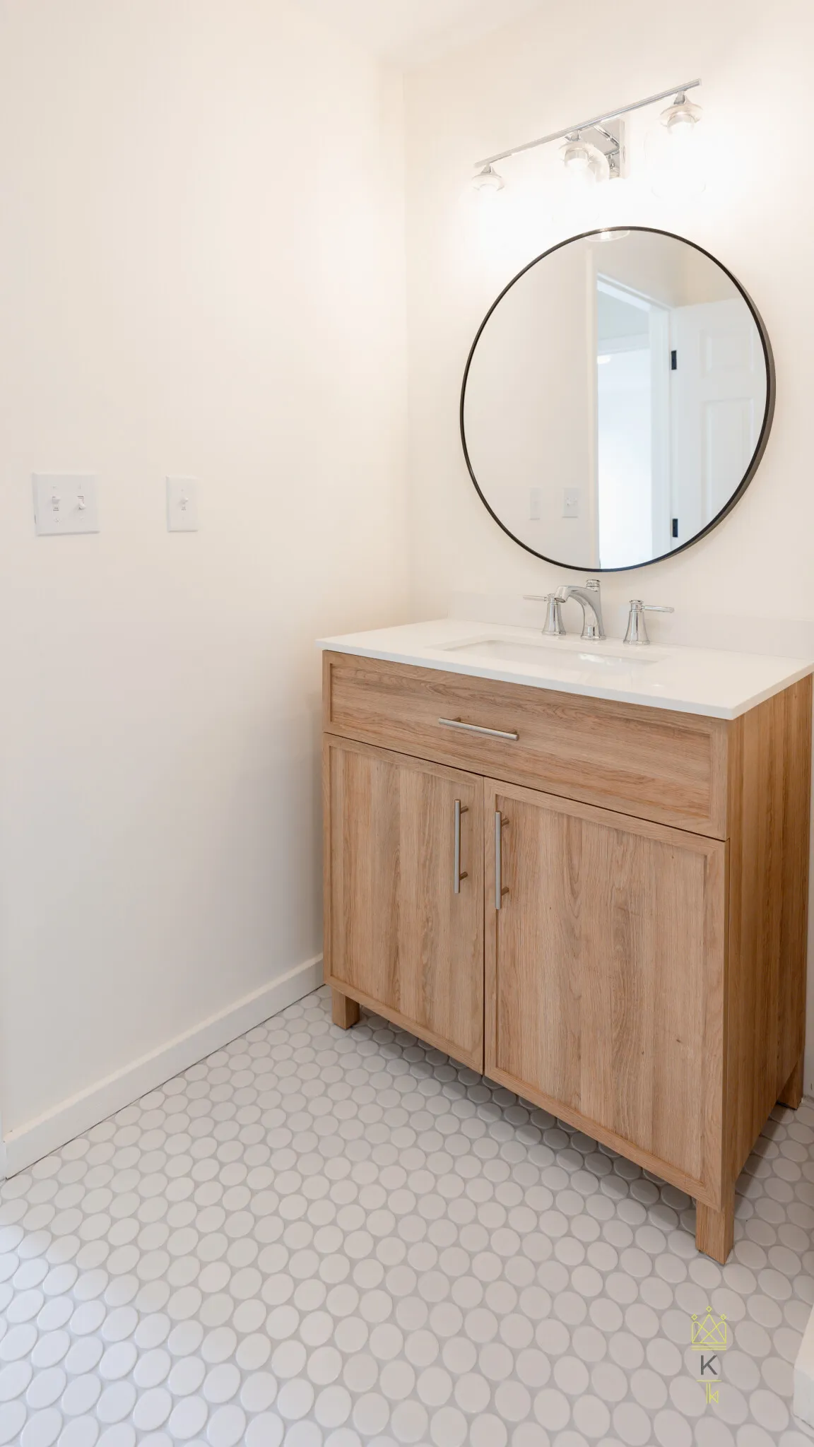 2 bed, 1.5 bath apartment for rent at 5 Davis Ave Unit 6, Emerson Gardens — photo 22 of 22