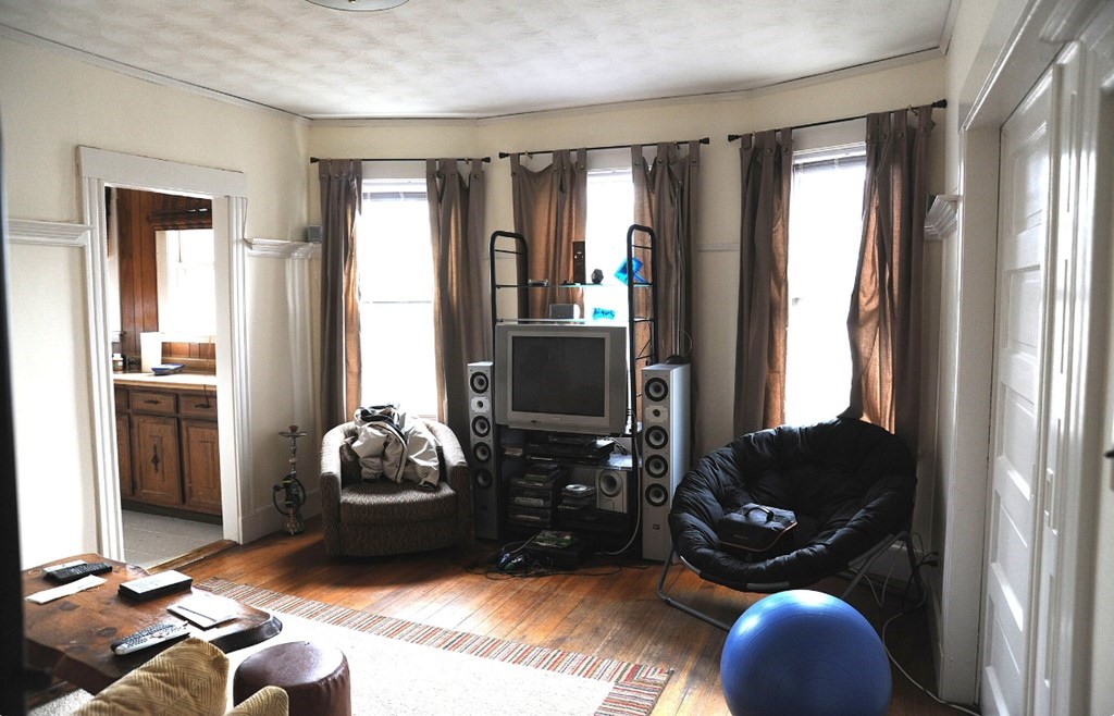 2 bed, 1 bath apartment for rent at 5 Davis Rd Unit 1, Waverley — photo 9 of 15