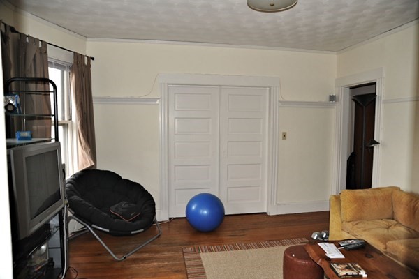 2 bed, 1 bath apartment for rent at 5 Davis Rd Unit 1, Waverley — photo 10 of 15