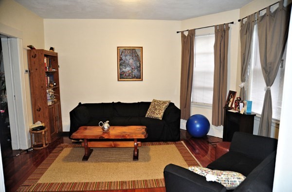 2 bed, 1 bath apartment for rent at 5 Davis Rd Unit 1, Waverley — photo 11 of 15