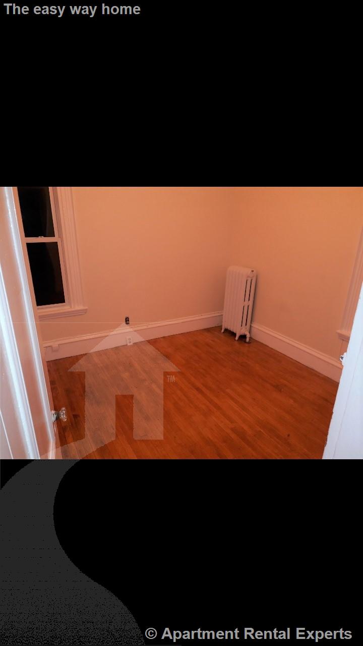 3 bed, 1 bath apartment for rent at 5 Day St, Davis Square — photo 10 of 10