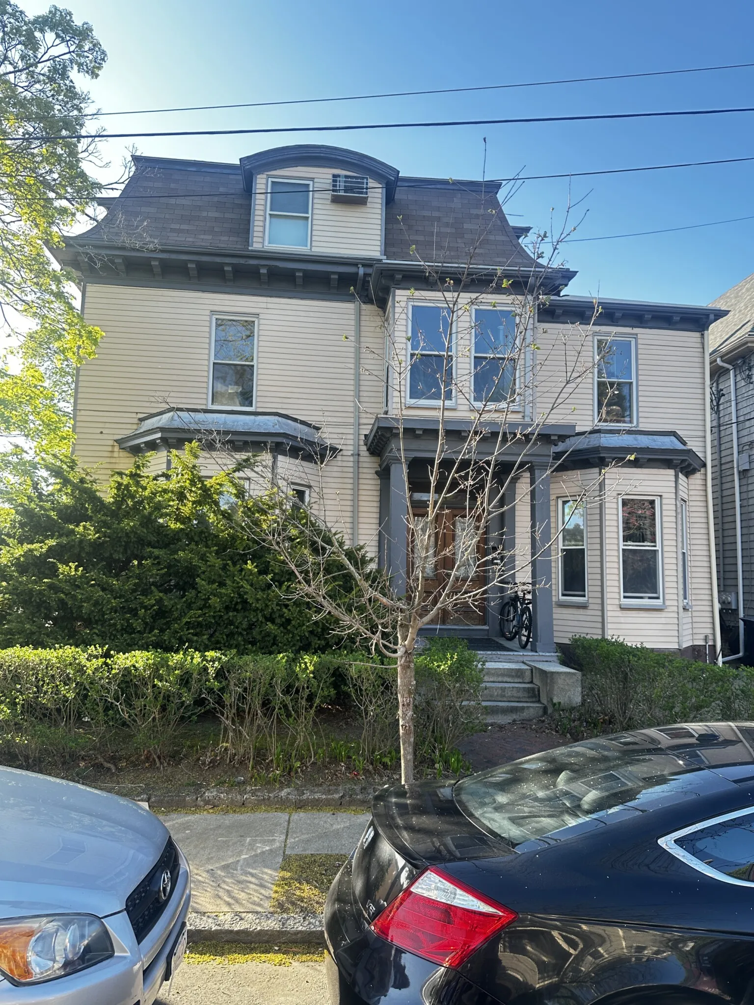 3 bed, 1 bath apartment for rent at 5 Day St Unit 2, North Cambridge — photo 1 of 22