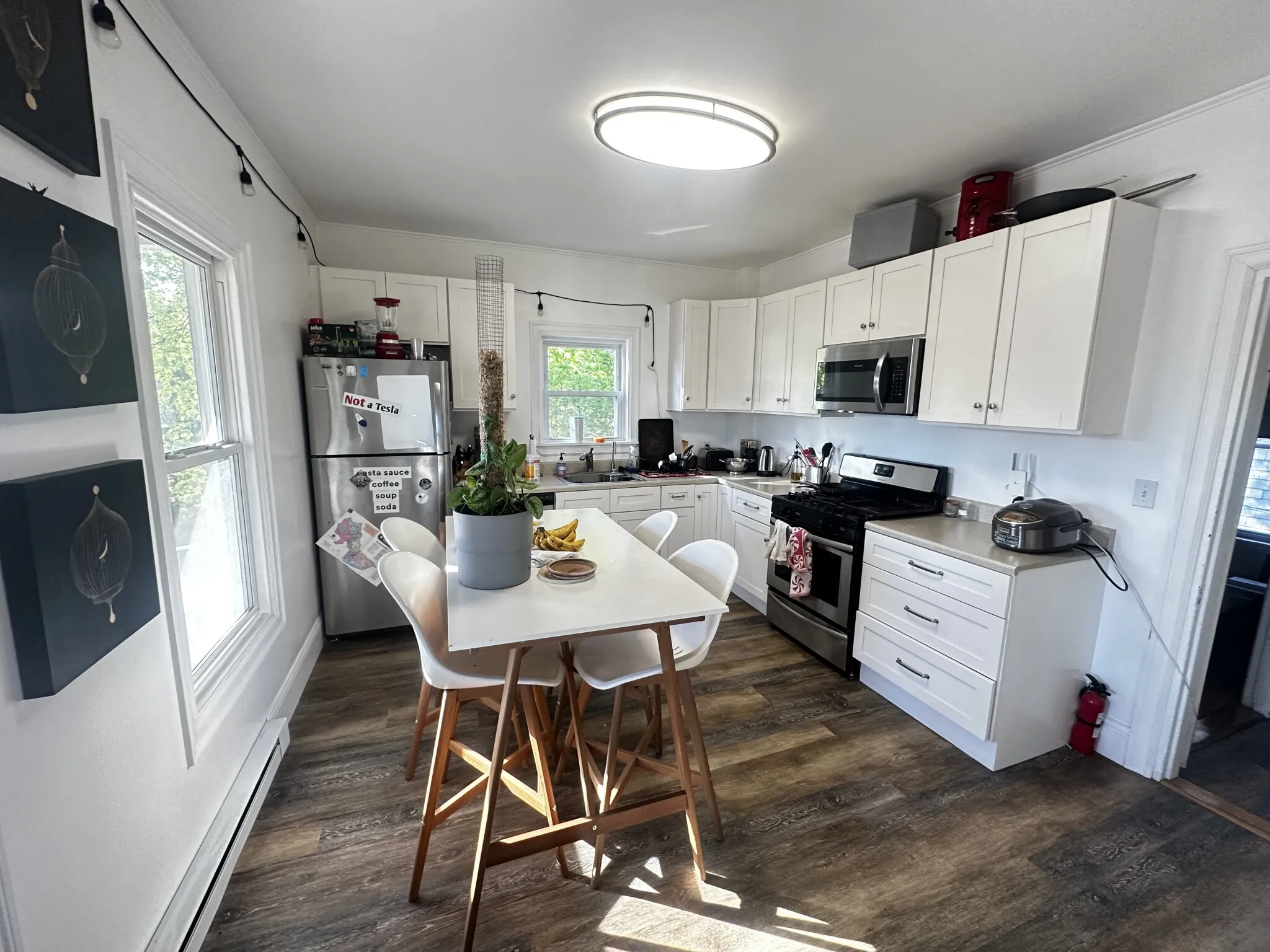 3 bed, 1 bath apartment for rent at 5 Day St Unit 2, North Cambridge — photo 3 of 22