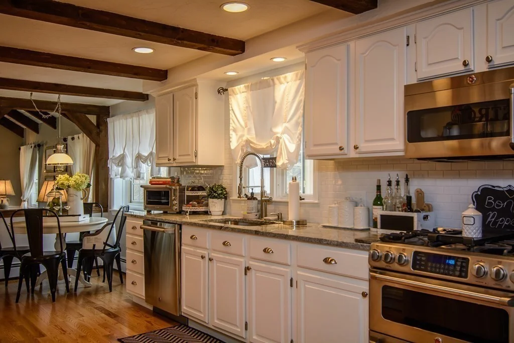 4 bed, 2 bath apartment for rent at 5 Deerslayer Ln, Westborough — photo 3 of 16