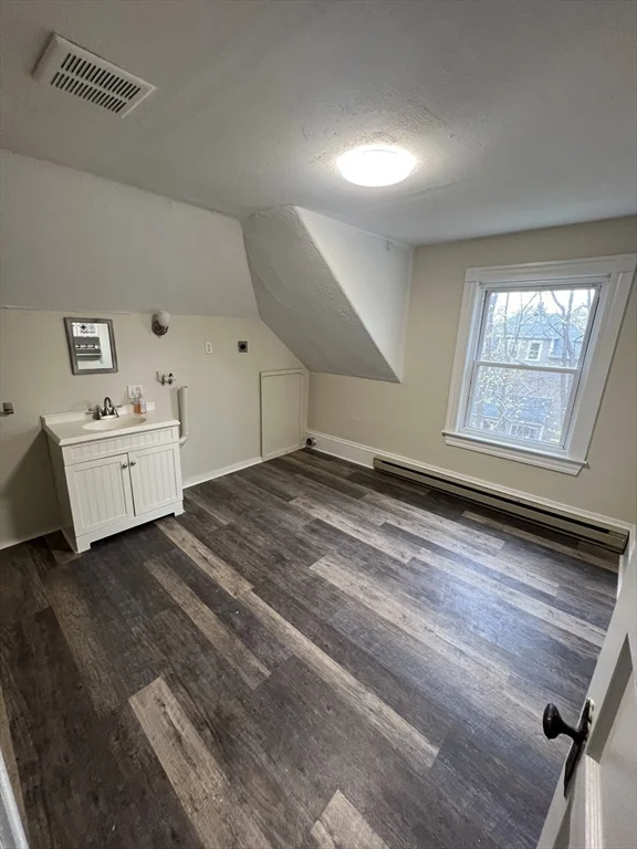 2 bed, 1 bath apartment for rent at 5 Devlin Ave Unit 3, North Attleboro — photo 9 of 13