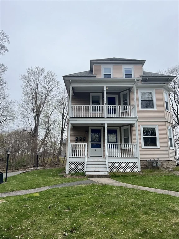 2 bed, 1 bath apartment for rent at 5 Devlin Ave Unit 3, North Attleboro