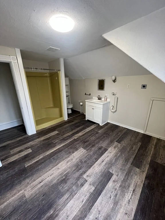 2 bed, 1 bath apartment for rent at 5 Devlin Ave Unit 3, North Attleboro — photo 10 of 13