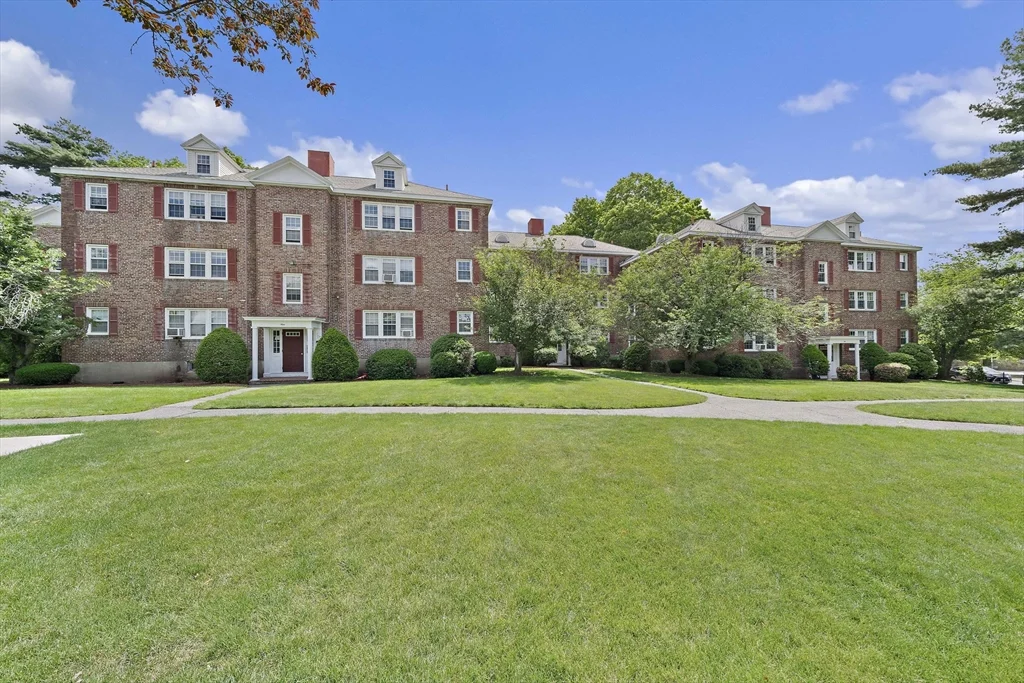 1 bed, 1 bath apartment for rent at 5 Dexter St Unit 4, Malden — photo 12 of 15
