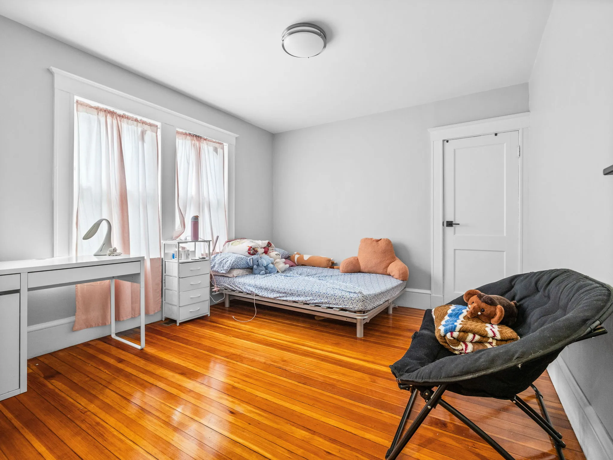 5 bed, 2 bath apartment for rent at 5 Dickson St Unit 1, West Somerville — photo 6 of 15