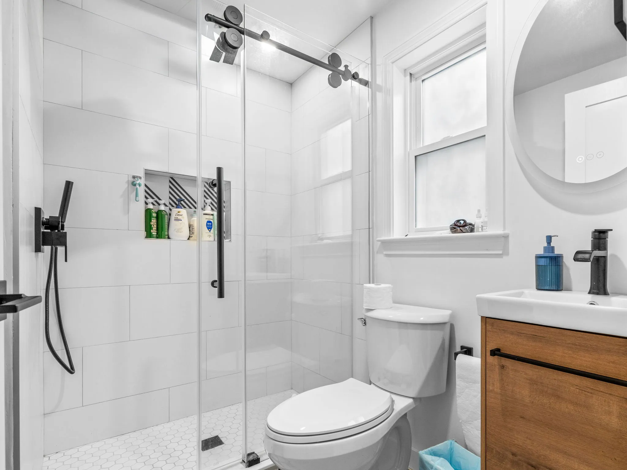 5 bed, 2 bath apartment for rent at 5 Dickson St Unit 1, West Somerville — photo 7 of 15