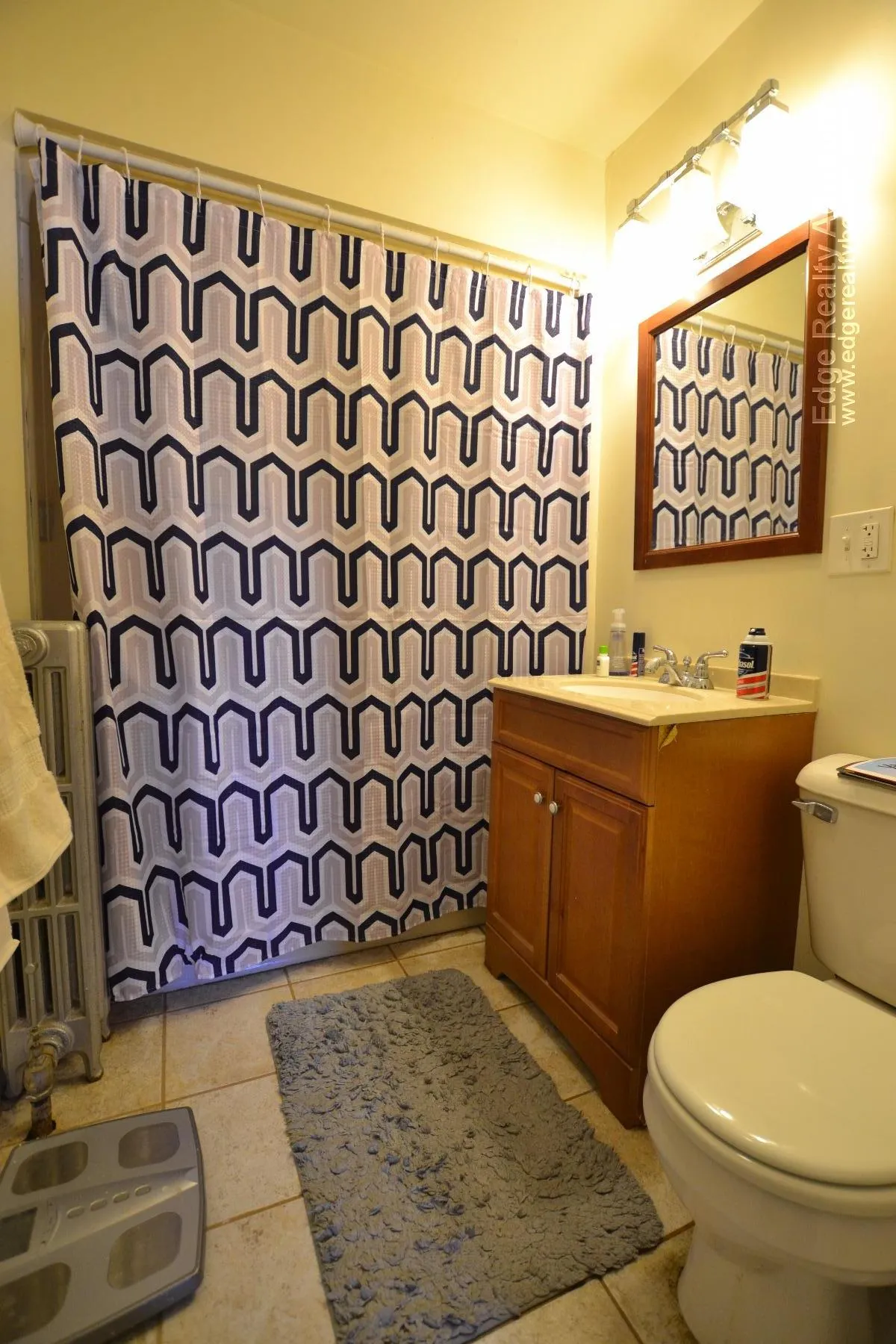 3 bed, 2 bath apartment for rent at 5 Donnybrook Rd Unit 1, Brighton — photo 5 of 13