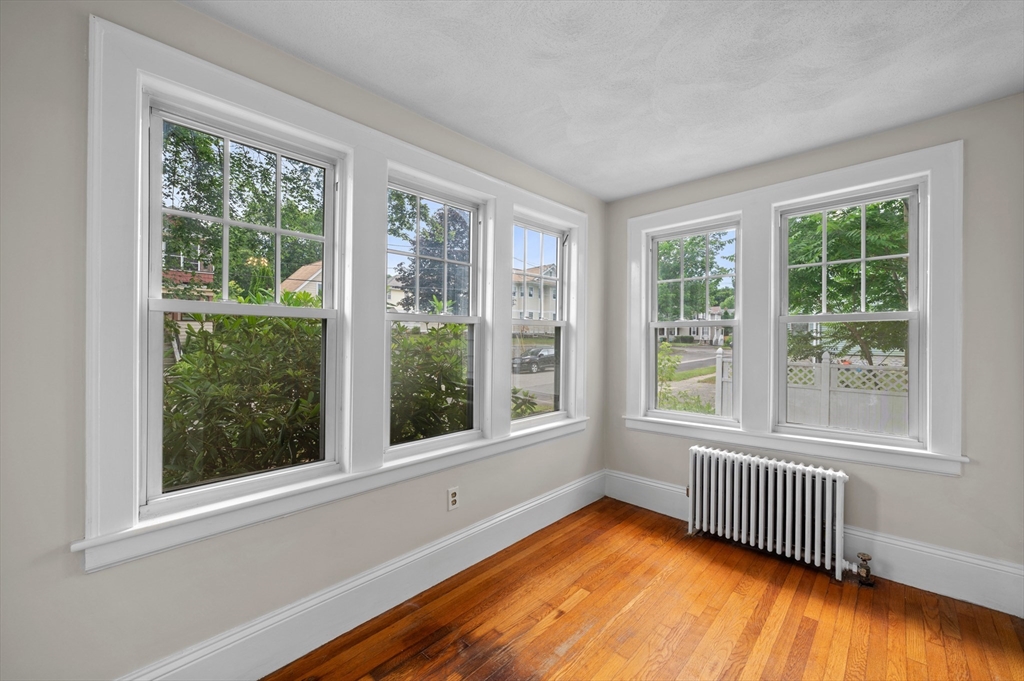 2 bed, 1 bath apartment for rent at 5 Dorset St, Worcester — photo 13 of 25
