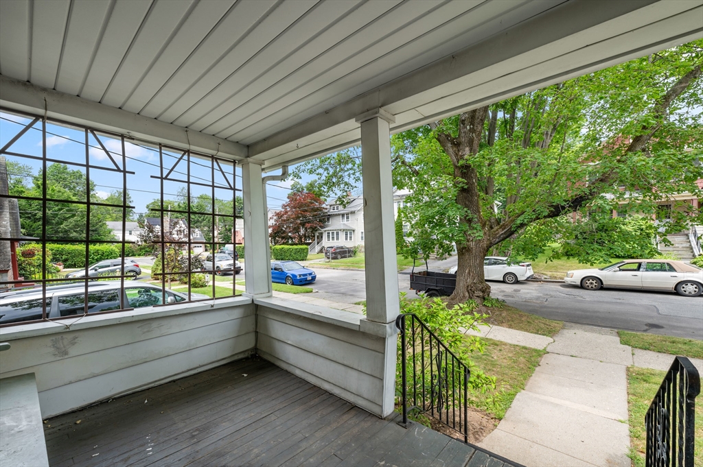 2 bed, 1 bath apartment for rent at 5 Dorset St, Worcester — photo 4 of 25