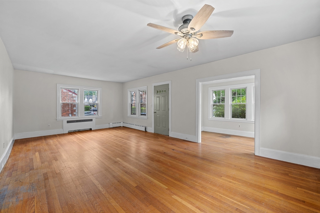 2 bed, 1 bath apartment for rent at 5 Dorset St, Worcester — photo 12 of 25