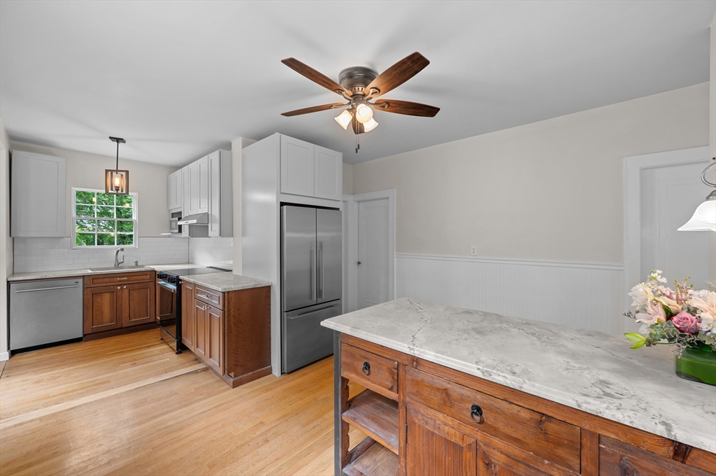 2 bed, 1 bath apartment for rent at 5 Dorset St, Worcester — photo 9 of 25