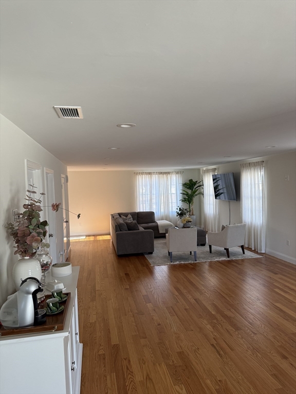 3 bed, 2 bath apartment for rent at 5 E Patterson Ave Unit 0, Randolph — photo 5 of 24