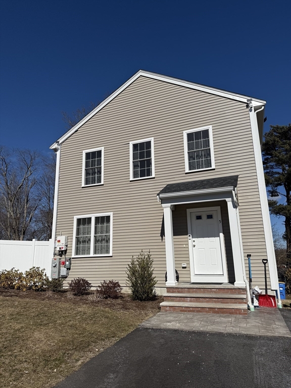 3 bed, 2 bath apartment for rent at 5 E Patterson Ave Unit 0, Randolph — photo 1 of 24
