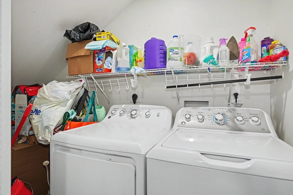 3 bed, 1 bath apartment for rent at 5 Eddy St Unit 2, Webster — photo 18 of 18