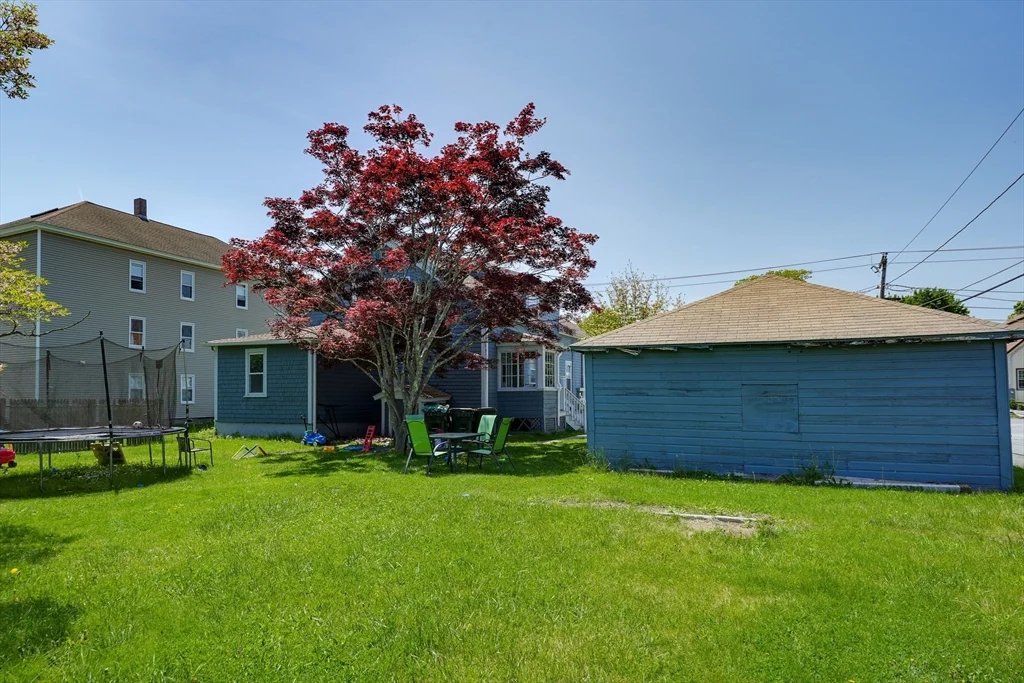 3 bed, 1 bath apartment for rent at 5 Eddy St Unit 2, Webster — photo 6 of 18