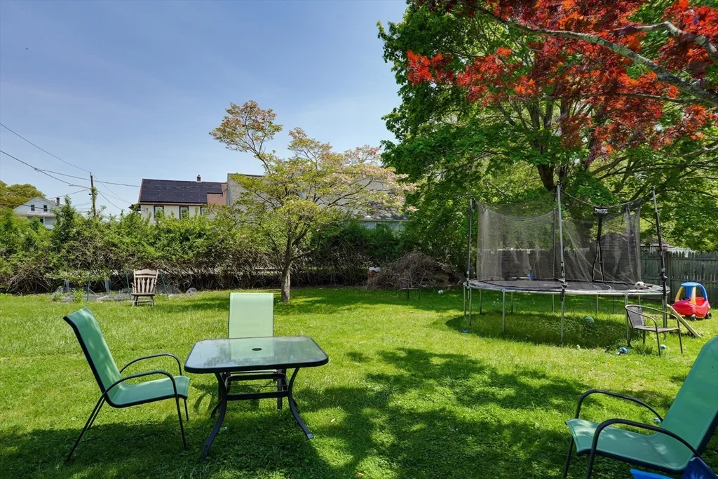 3 bed, 1 bath apartment for rent at 5 Eddy St Unit 2, Webster — photo 8 of 18