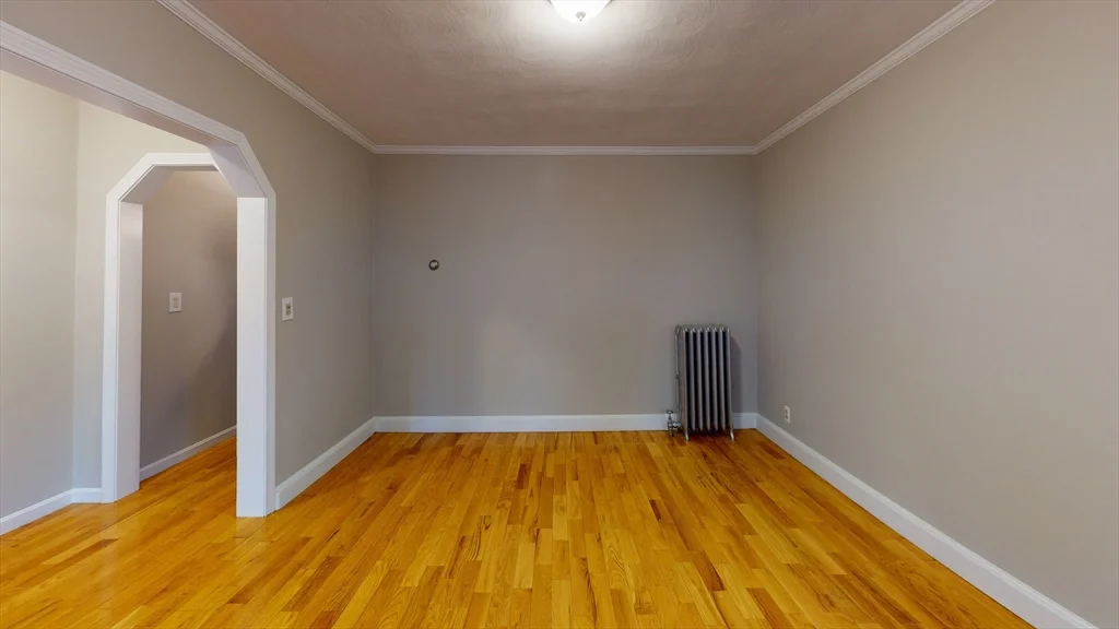 3 bed, 1 bath apartment for rent at 5 Edgar Ter Unit 1, Winter Hill — photo 5 of 10