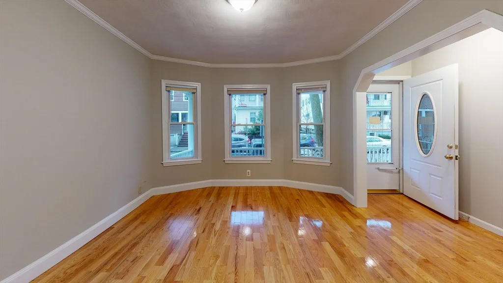 3 bed, 1 bath apartment for rent at 5 Edgar Ter Unit 1, Winter Hill — photo 6 of 10