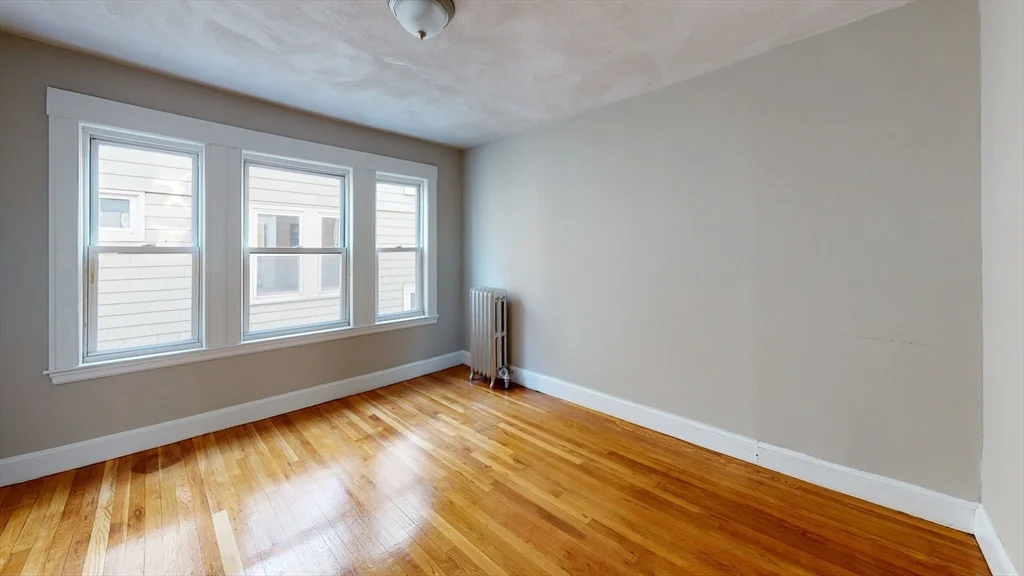 3 bed, 1 bath apartment for rent at 5 Edgar Ter Unit 2, Winter Hill — photo 4 of 6