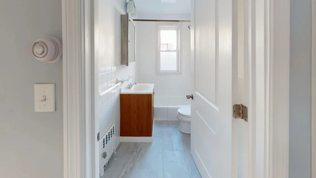 3 bed, 1 bath apartment for rent at 5 Edgar Ter Unit 3, Winter Hill — photo 11 of 11