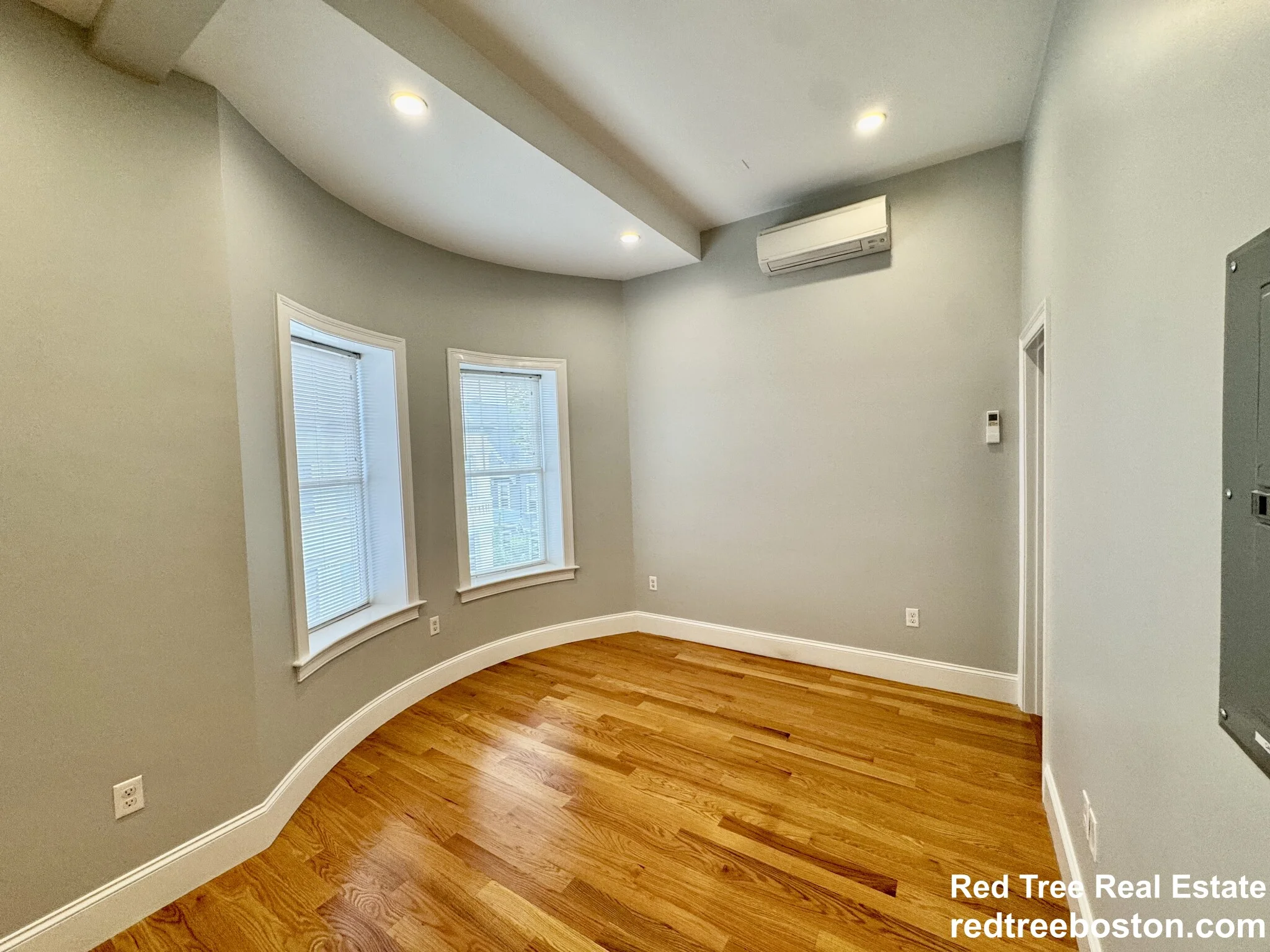 1 bed, 1 bath apartment for rent at 5 Edwin St Unit 5, Dorchester — photo 3 of 9