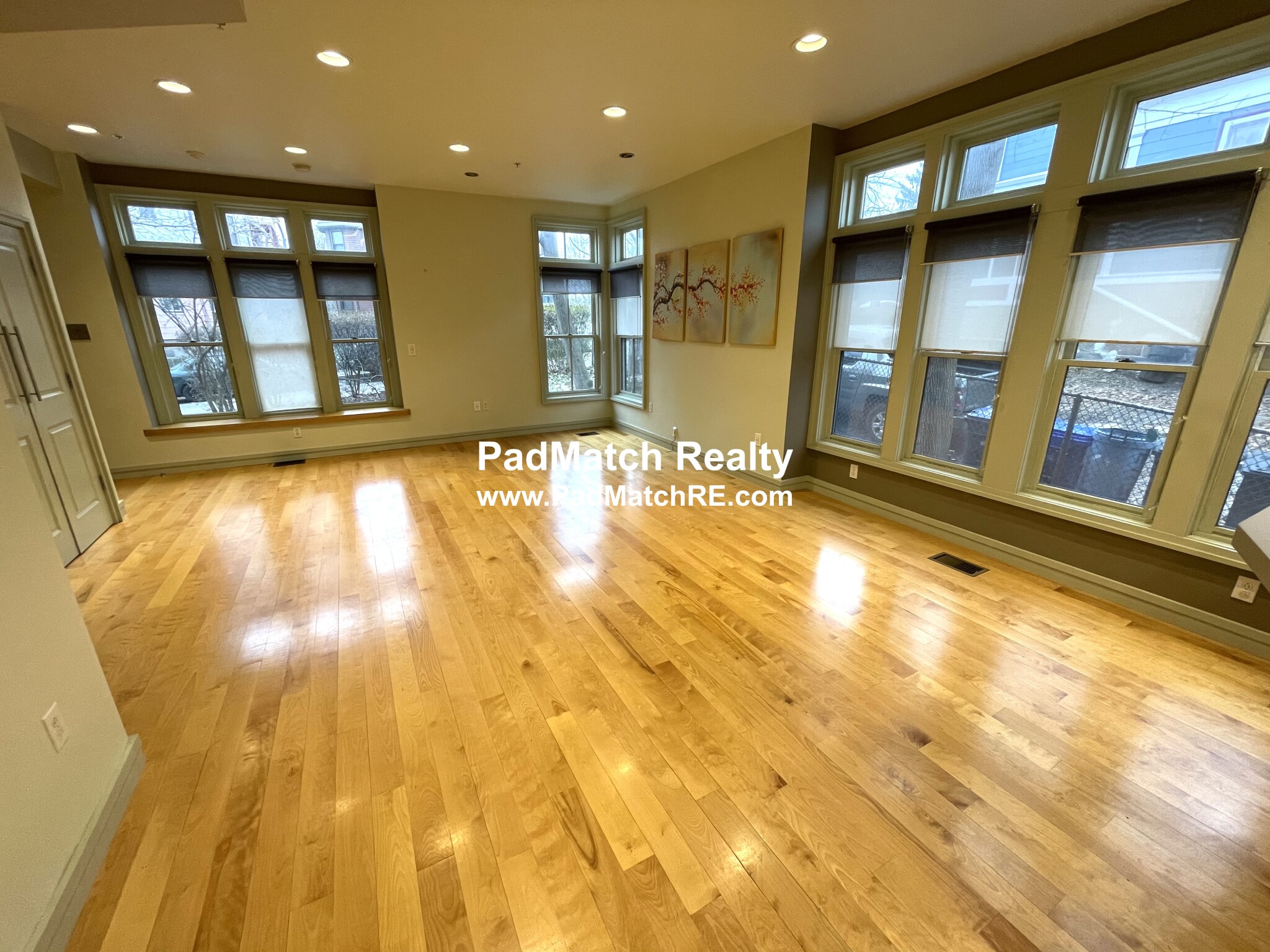 3 bed, 2 bath apartment for rent at 5 Ellis St Unit 1, Roxbury — photo 1 of 24