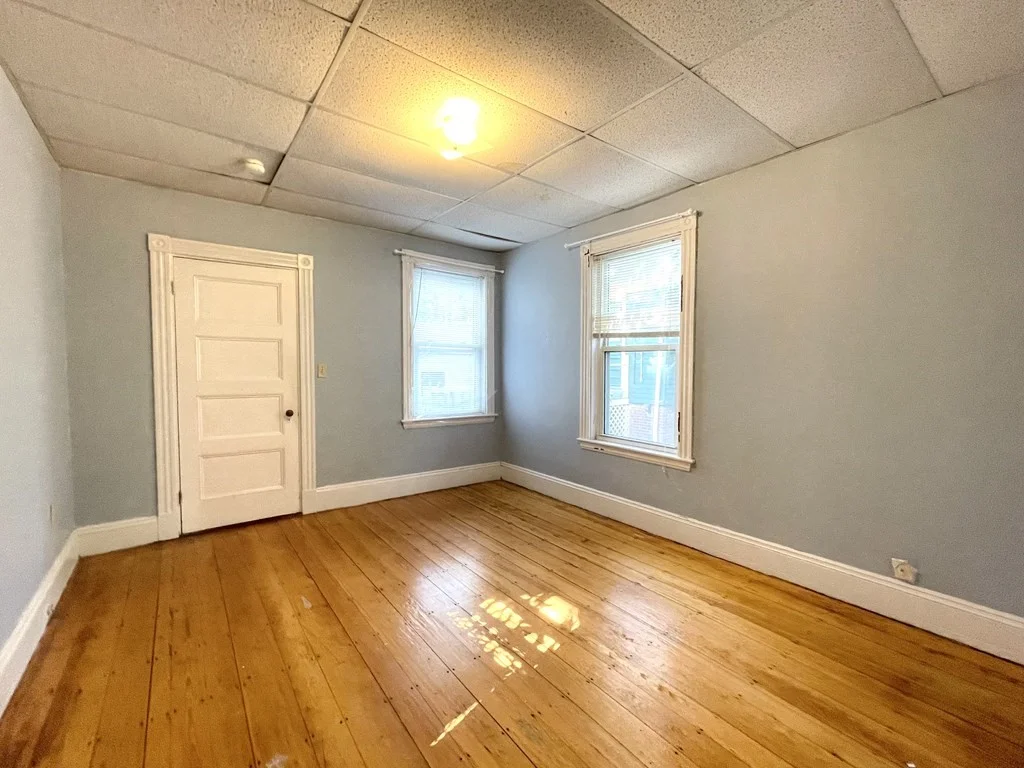 2 bed, 1 bath apartment for rent at 5 Ellsworth Park Unit 1, Cambridge — photo 6 of 7