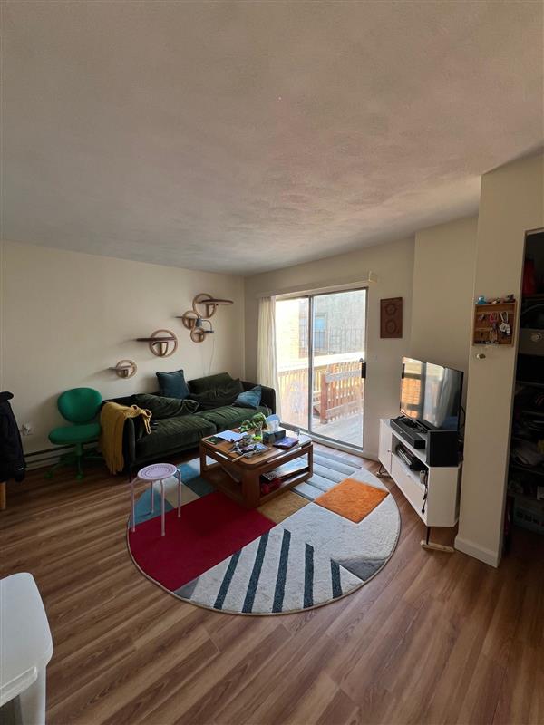2 bed, 1 bath apartment for rent at 5 Elm St Unit 3, Spring Hill — photo 2 of 11
