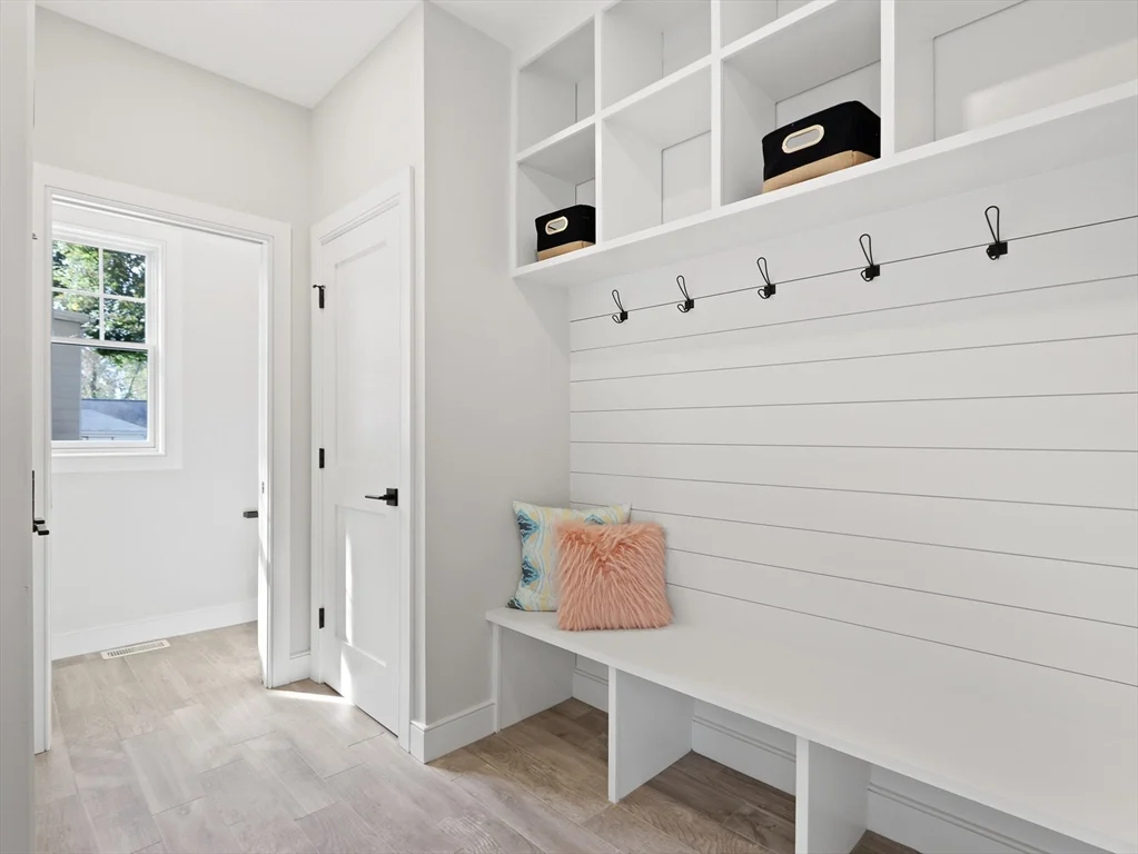 3 bed, 3 bath apartment for rent at 5 Emerald St Unit 1, Nonantum — photo 11 of 33