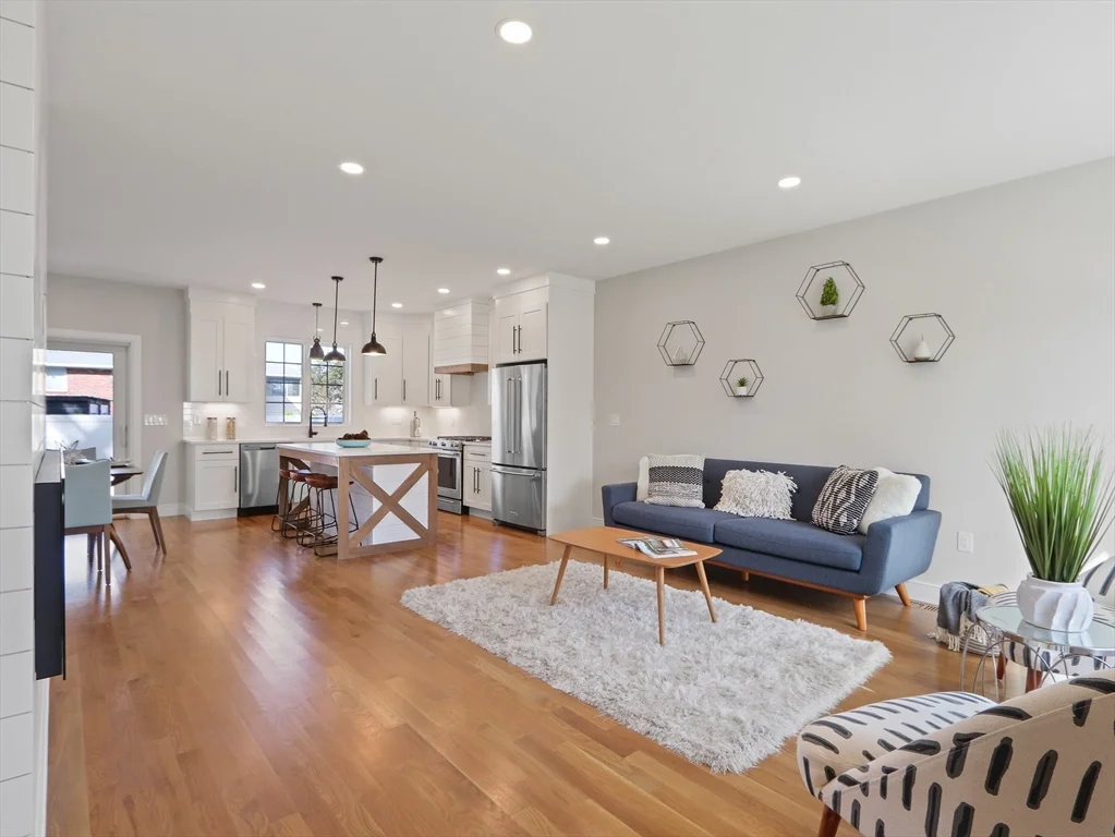 3 bed, 3 bath apartment for rent at 5 Emerald St Unit 1, Nonantum — photo 5 of 33