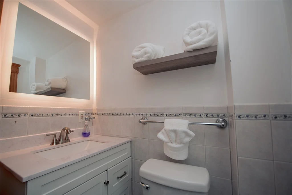 3 bed, 1 bath apartment for rent at 5 Emmet St Unit 2, South Boston — photo 14 of 20