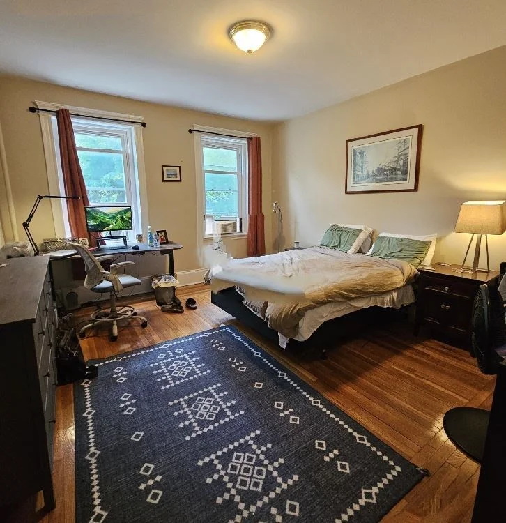 5 bed, 1 bath apartment for rent at 5 Euston St Unit 2, Coolidge Corner — photo 5 of 5